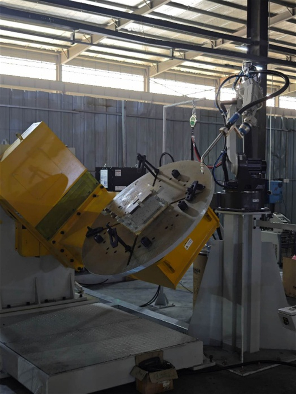 五轴联动焊接机器人